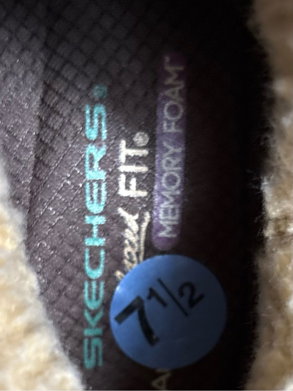 NWT Skechers Women's Relaxed Fit: Easy Going - Buried Ankle Boots Brown US 7.5 - Picture 4 of 9
